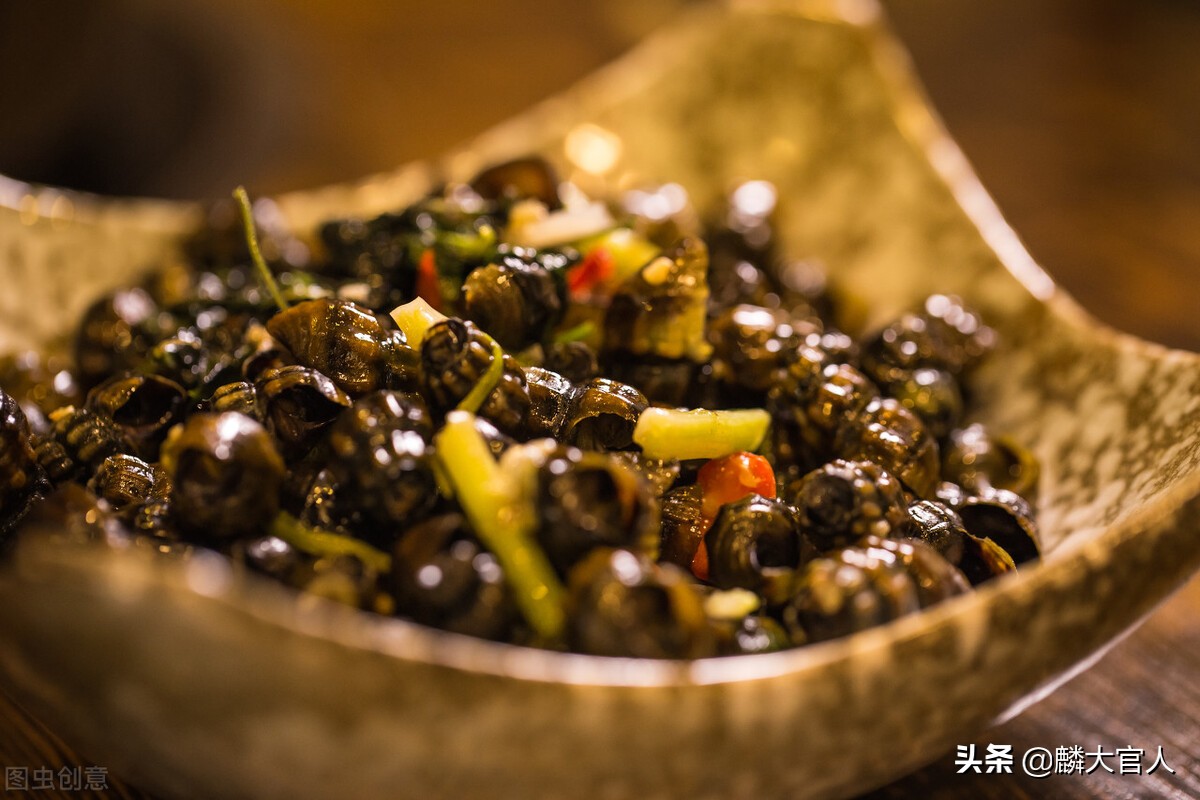 炒螺丝怎么炒好吃（牢记这3招螺蛳香浓下饭）