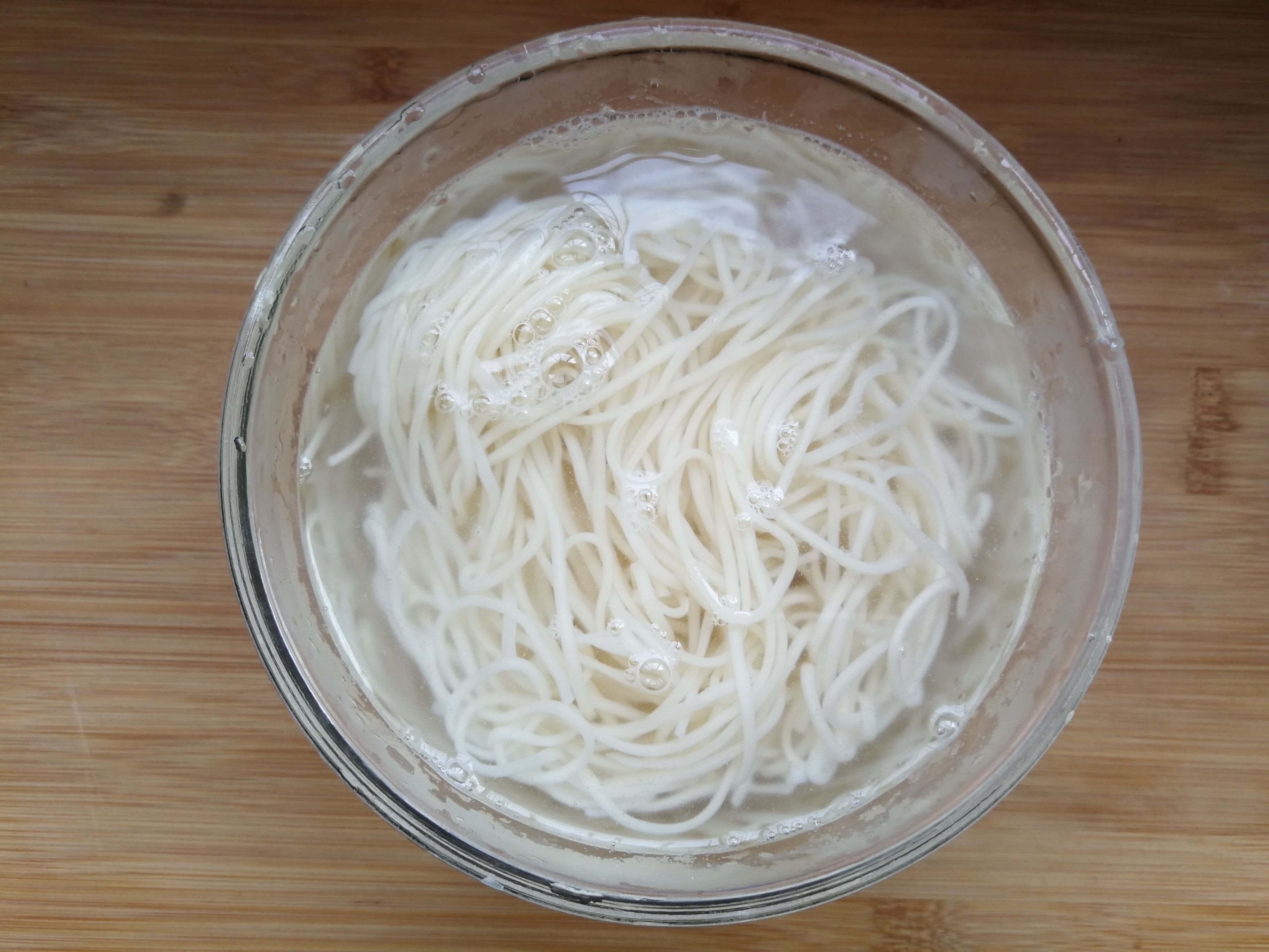 图片[4]-【鱿鱼拌面】做法步骤图 营养好吃又能解馋-起舞食谱网