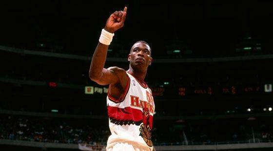 nba还有哪些体现地位的瞬间（八种最体现球员地位的时刻，邓肯让奥胖起身，奥运谁地位高谁首发）