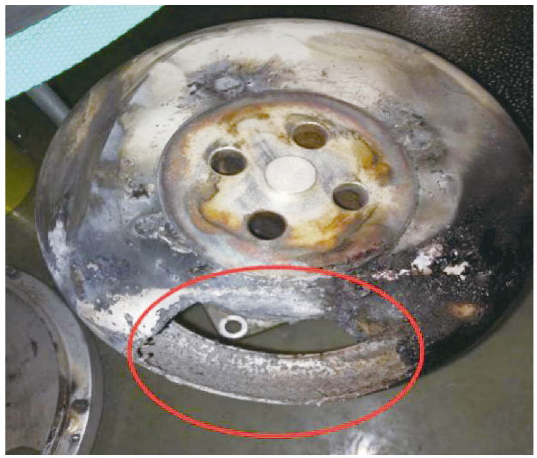 500kV高压开关跳闸，解体确认绝缘拉杆的内部微小缺陷导致故障