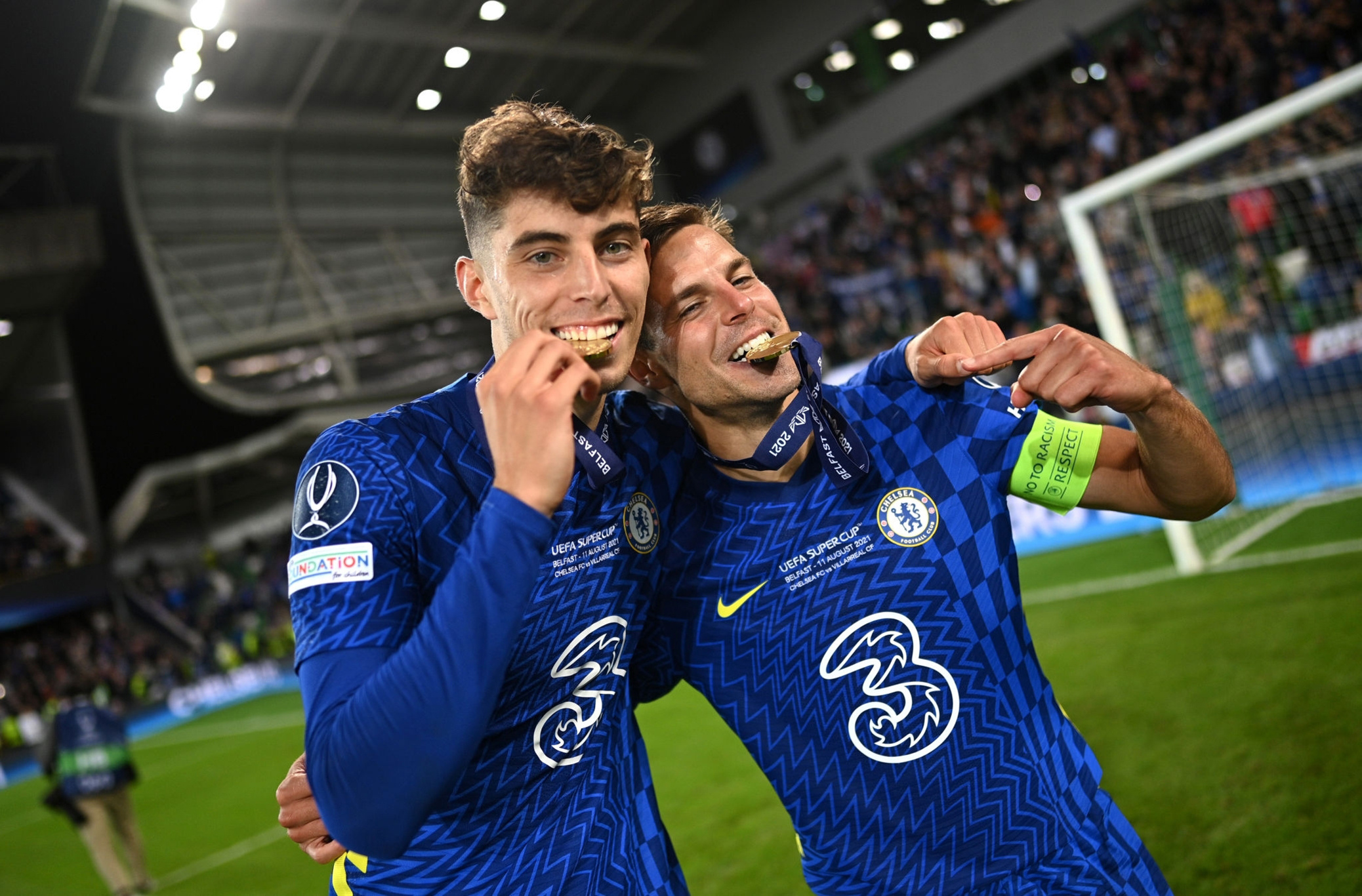 切尔西绝杀黄潜夺冠,8000万巨星大爆发)