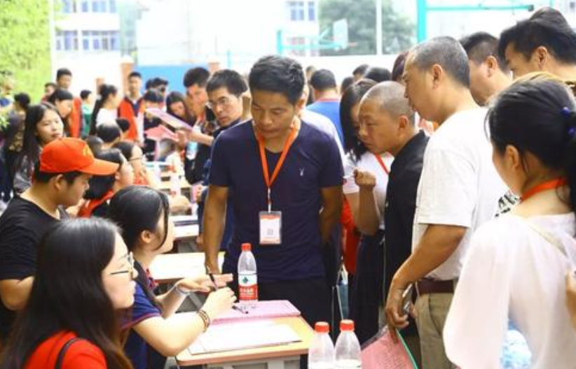 高考成绩200多分，还有必要上大学吗？看看过来人的经验之谈