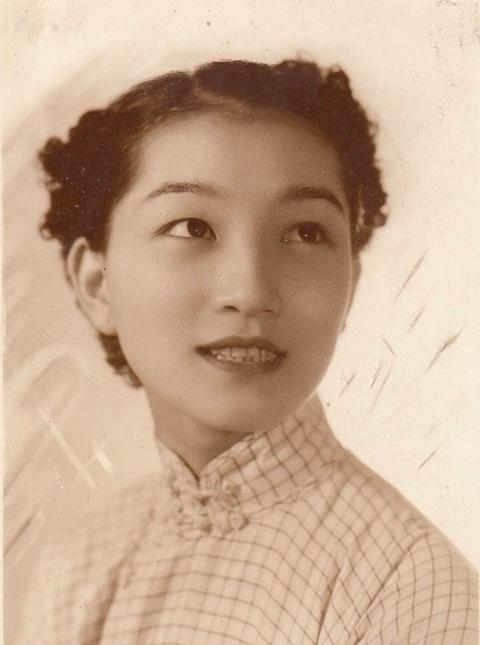 历史老照片：民国十大美女影星，第一位和军统头子戴笠有关系