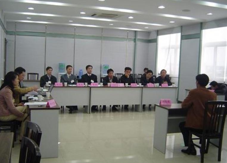 大学生迎来好消息，一类学生可直接成为公务员，入职就是干部级别