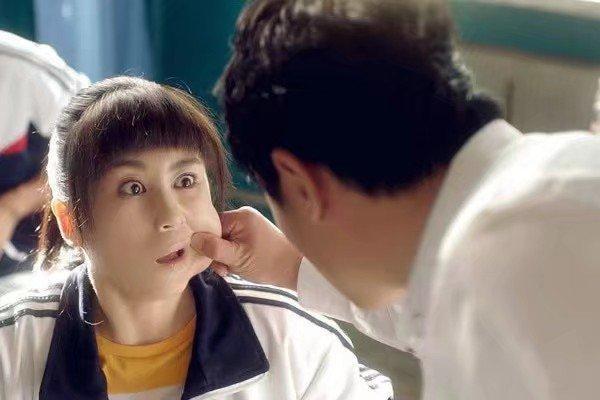 《夏洛特烦恼》:马冬梅,一个快乐的"幸福"之人