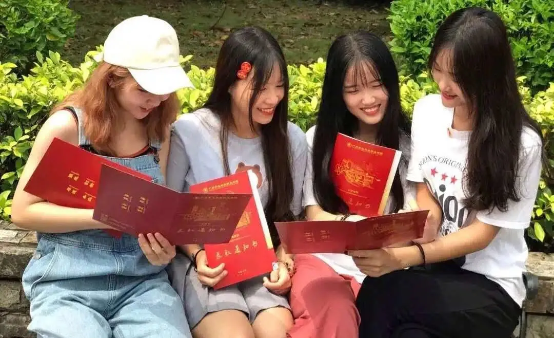 考生关注:宝，成绩出来啦!广州华立科技职业学院送你一份报考指南