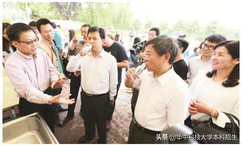 曾靠家中借钱上学，如今坐拥亿万身家，看他如何打破寒门，缔造楚商传奇！