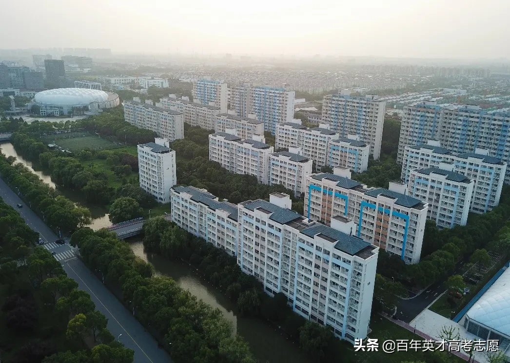 超震撼，看完别哭！揭秘中国高校豪华宿舍，你的学校上榜了吗？