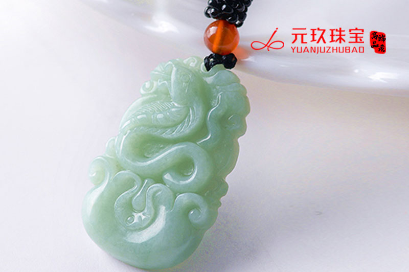 玉石翡翠十二生肖属相的美好寓意