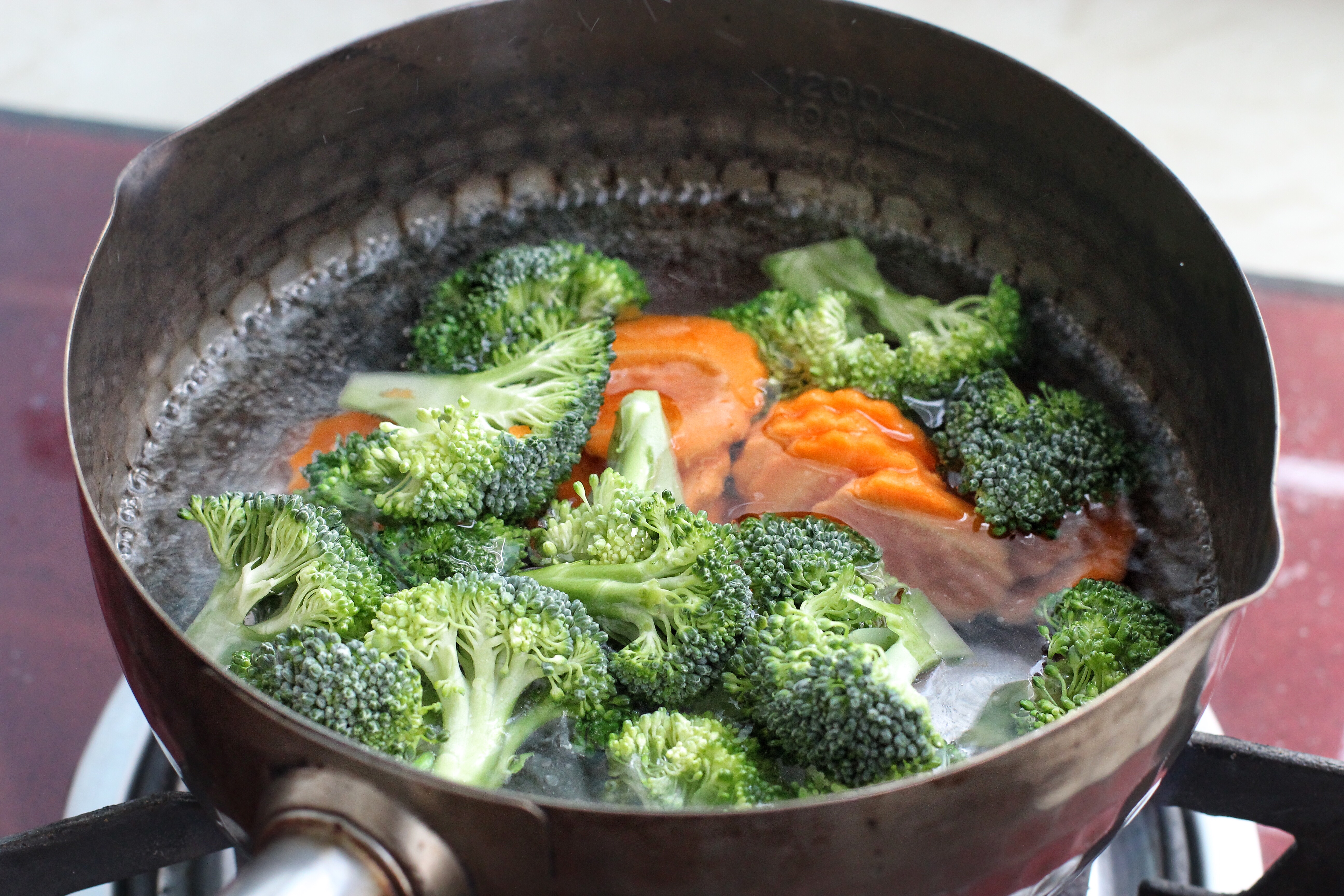 自制吉野家牛肉饭，外面一碗的价钱够全家吃，做法简单，一看就会