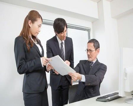 领导欺负老实人常说的3句话，你要小心，千万别被忽悠了