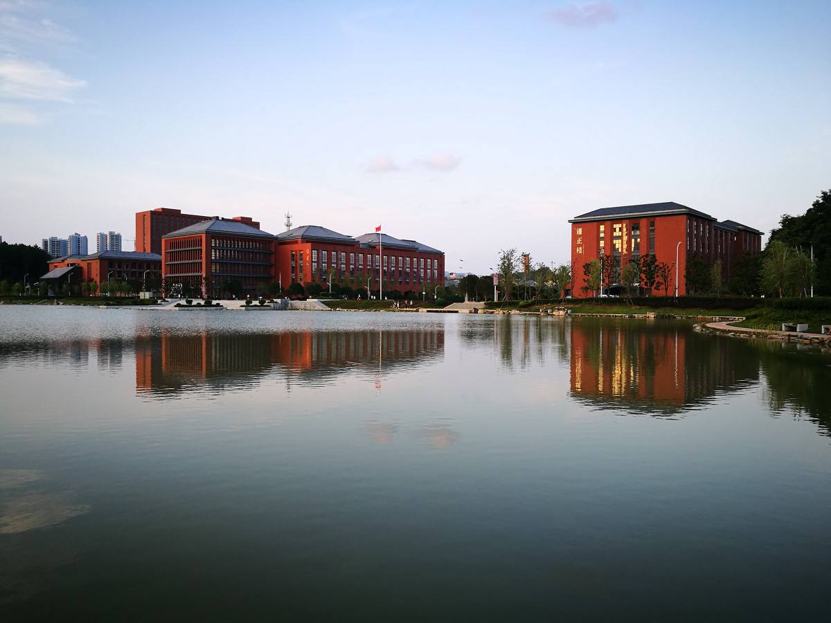 报考四川高校注意了，这4所本科高校有专业级差，专业排序要小心