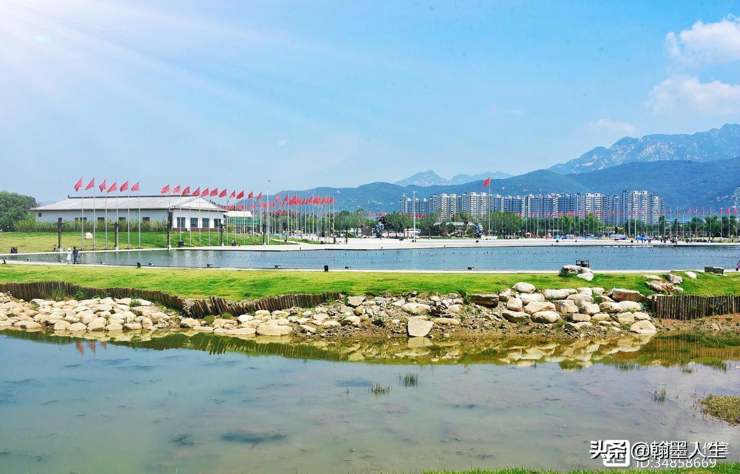 游览泰山西湖，放歌时代新篇，欣赏美丽画卷，雄心迈向未来