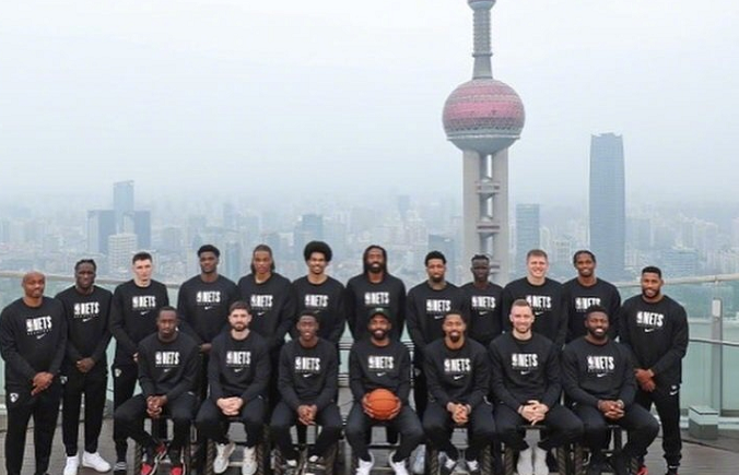 为什么不直播nba篮网(NBA中国赛要凉！央视官宣不进行直播，篮网和湖人刚抵达上海)