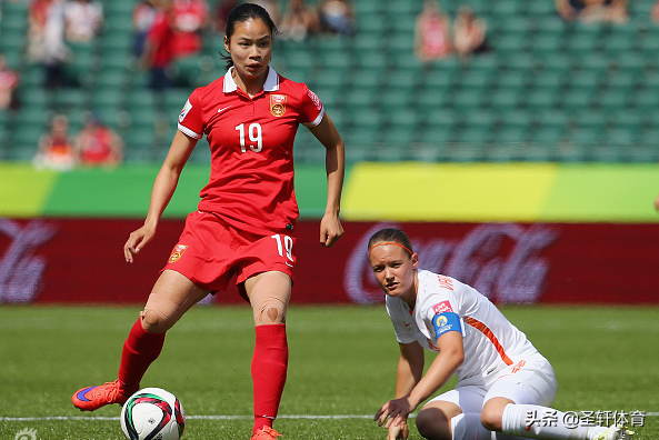 英格兰女足1-1加拿大女足(0-1，0-1！中国女足对手轰然倒下，致命短板遭曝光，小组出线不利)