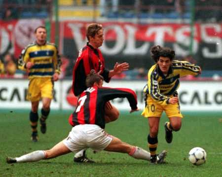 范德萨有参加南非世界杯吗(奥特加:头顶范德萨,脚踩风火轮,三次戒酒