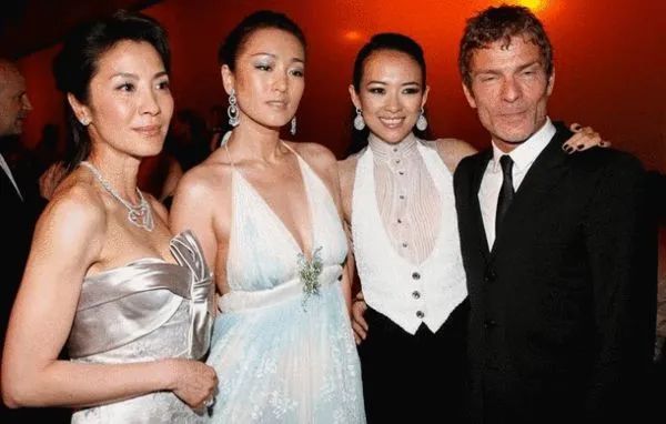 21岁因美貌扬名，35岁打进好莱坞，香港才子说：她是华裔女星之冠