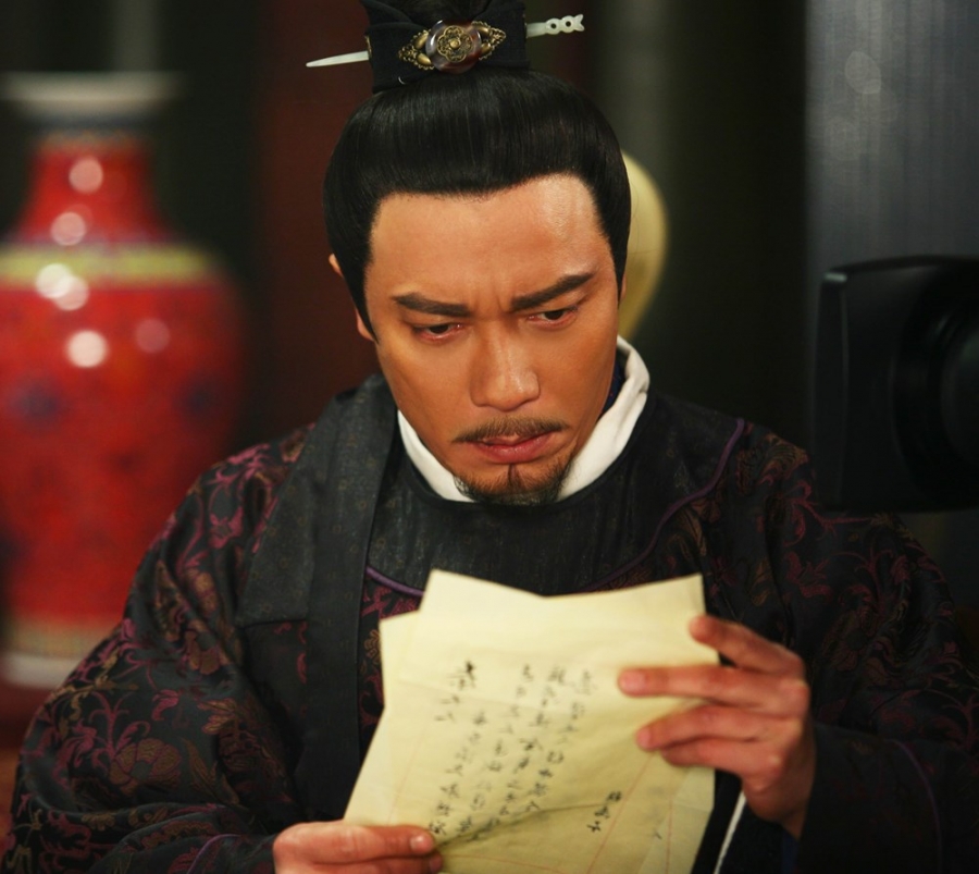 张孝祥冒着被杀头的危险奏请为岳飞平反，但为何又力主议和？