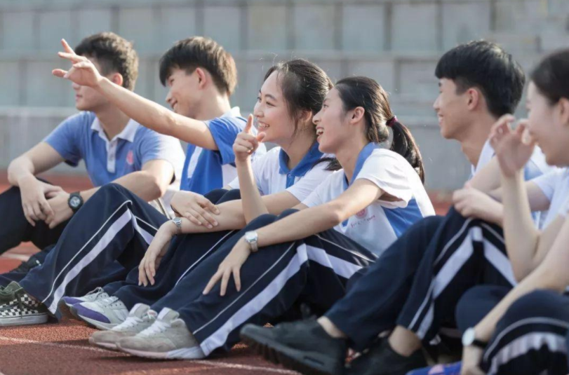 2022年军校“新规则”，报考条件有所改变，高中生想考军校更难了