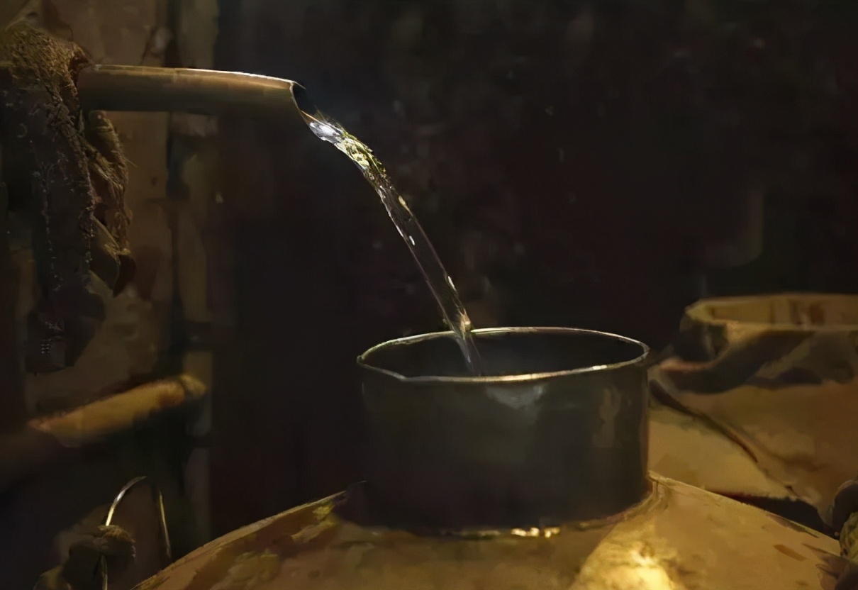 酒后头疼主要是什么原因造成的？哪种白酒喝了不上头？看完就明白了