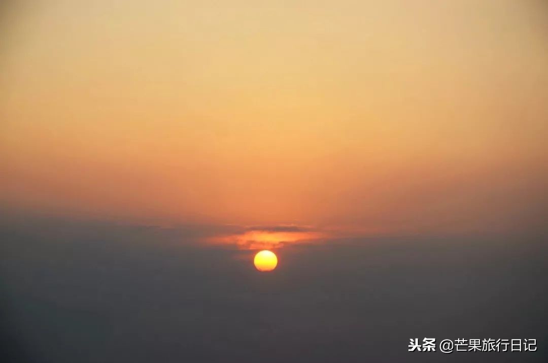 去尼泊爾旅游多少錢（飛機或汽車至尼泊爾旅行攻略大全，含路線交通景點美食購物及建議）