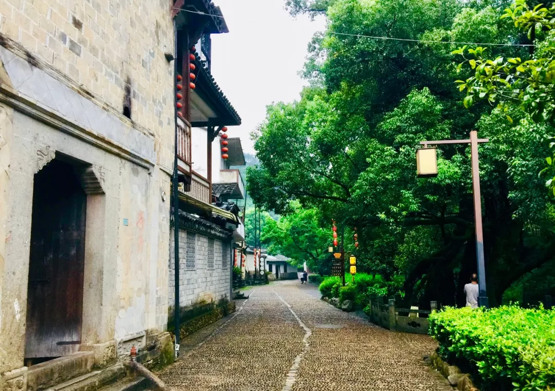 最适合11月份去的12个地方,挑上一个,住个三五天,治愈疲惫的心