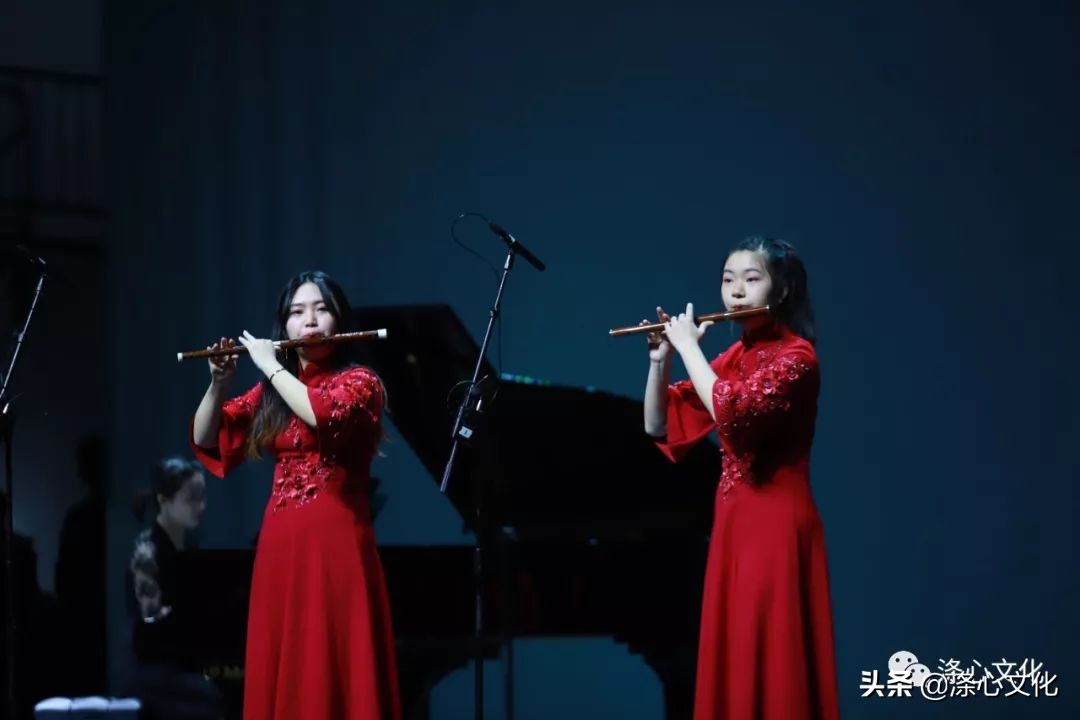 川音点石竹笛乐团与西安建筑科技大学华清学院交流音乐会圆满举行