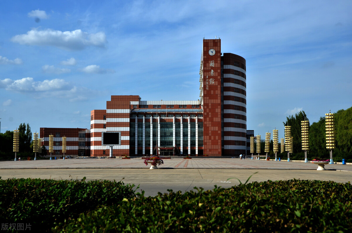 新高考3+1+2模式该怎么选科？哪些科目组合优势大？全在本文