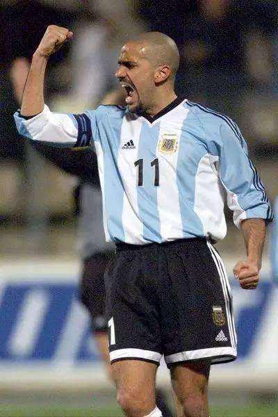 尽管几乎所有的阿根廷球迷都认为贝隆应该在国家队有一席之地,但