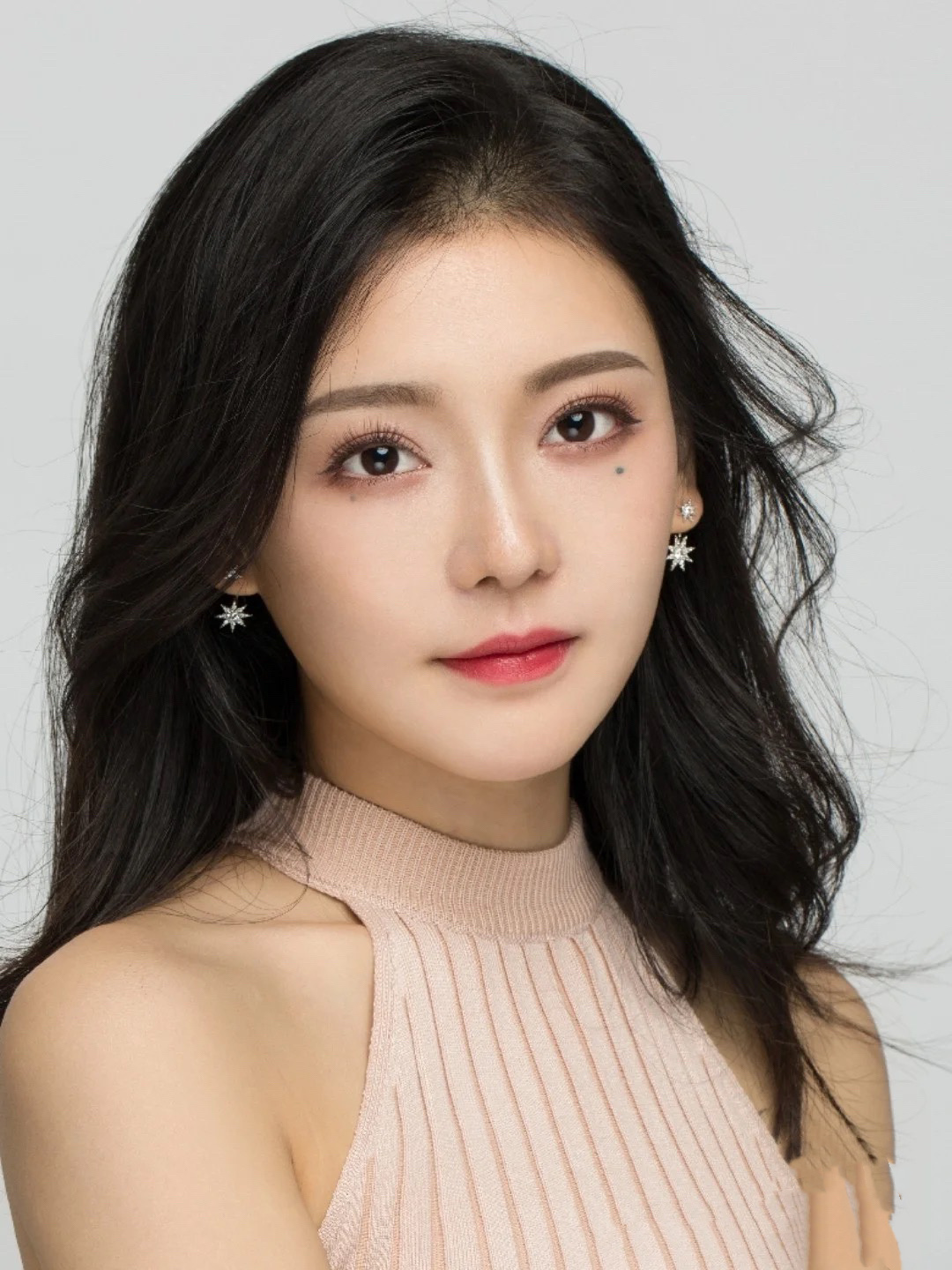 鼻子图片解析(详细解析七种常见的鼻型大全)