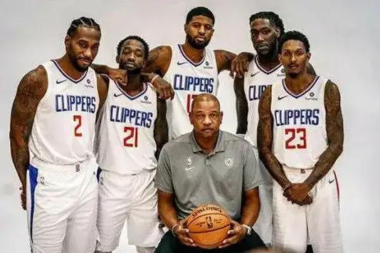 转会市场结束后先给湖人泼一盆冷水——你真当快船是豆腐做的吗？