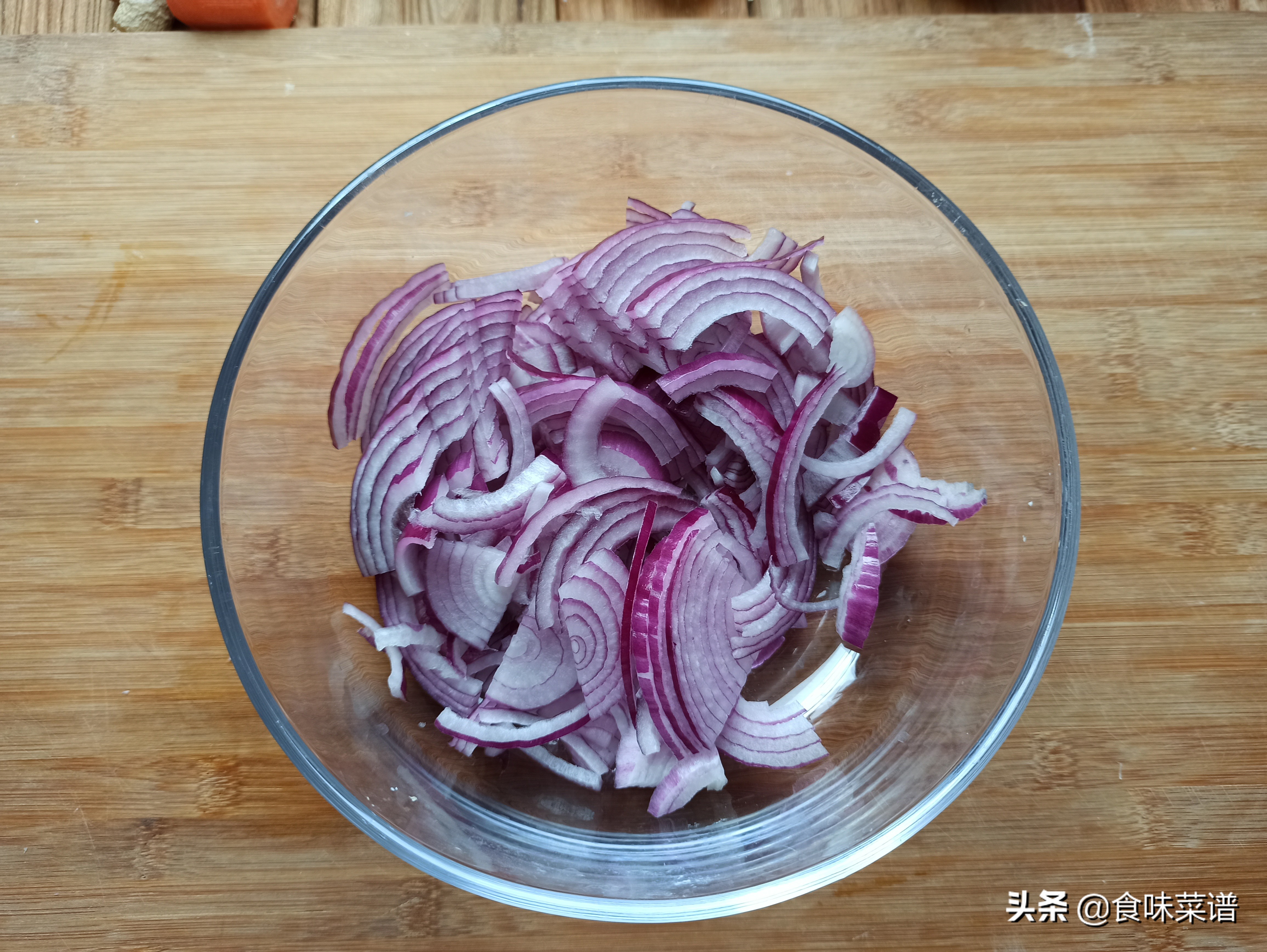 洋葱的18种家常做法（教你做甜脆不辣美味的洋葱）
