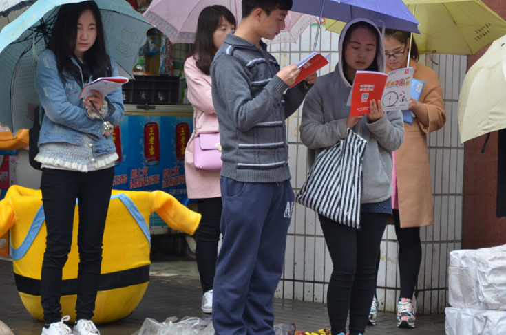 8类“铁饭碗”岗位公开招聘，工作稳定薪酬高，待遇不输公务员