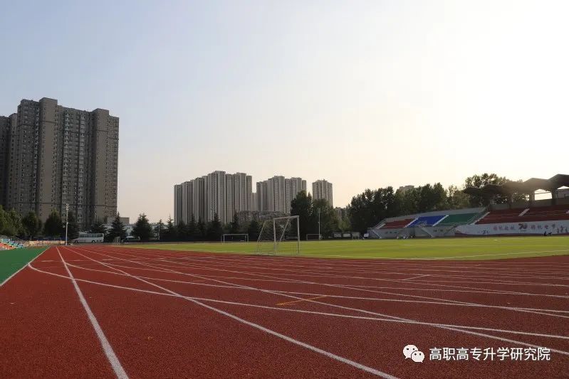 河南机电职业学院