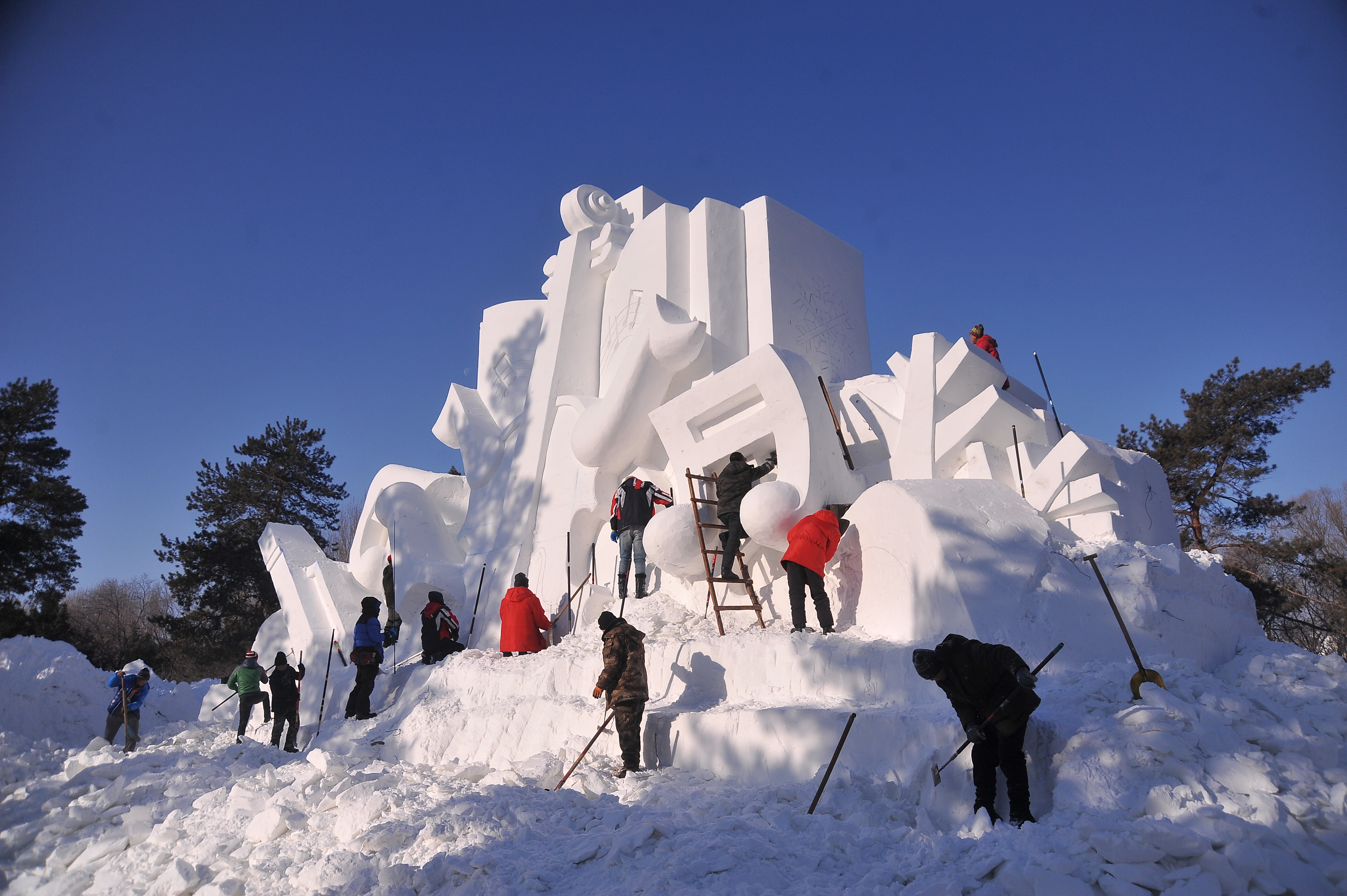 哈尔滨滑雪场几月份开放(有大优惠，赶紧安排上！哈尔滨这些冰雪旅游景区开放时间定了)