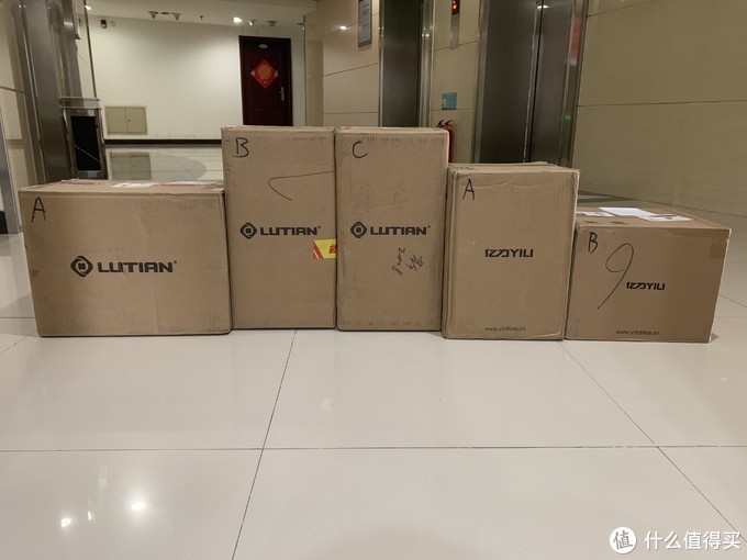 老司机必备：汽车内饰清洗枪高效清洁秘籍