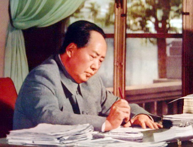 邓华缴获五箱白金龙烟：东北十大名烟背后的故事