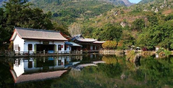 蒙花布鄉村公園:以蒙花布村內寧靜優美的自然生態環境和長達2公里沙灘