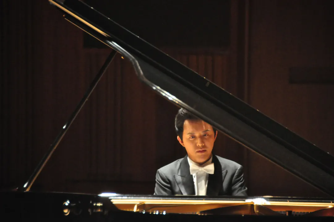 滿足公眾知情權(quán)要犧牲個人隱私嗎(圖1) 滿足公眾知情權(quán)要犧牲個人隱私嗎(圖1)