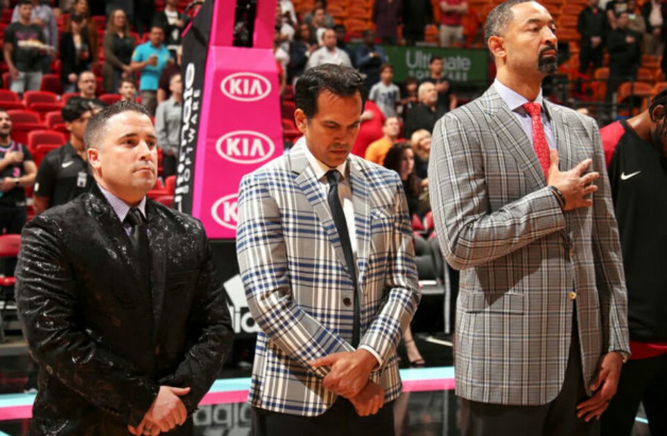 nba为什么穿花西服（又是花西装，最近NBA教练都在赶时髦？真相让您动容！）