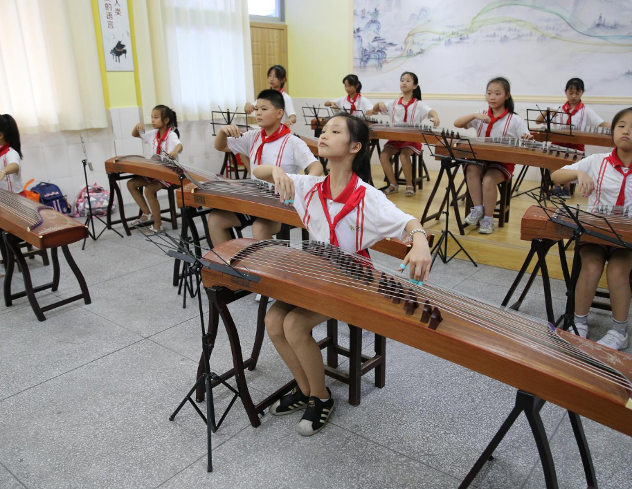 福建5所野鸡大学臭名昭著，被官媒点名，学生毕业后还是高中学历