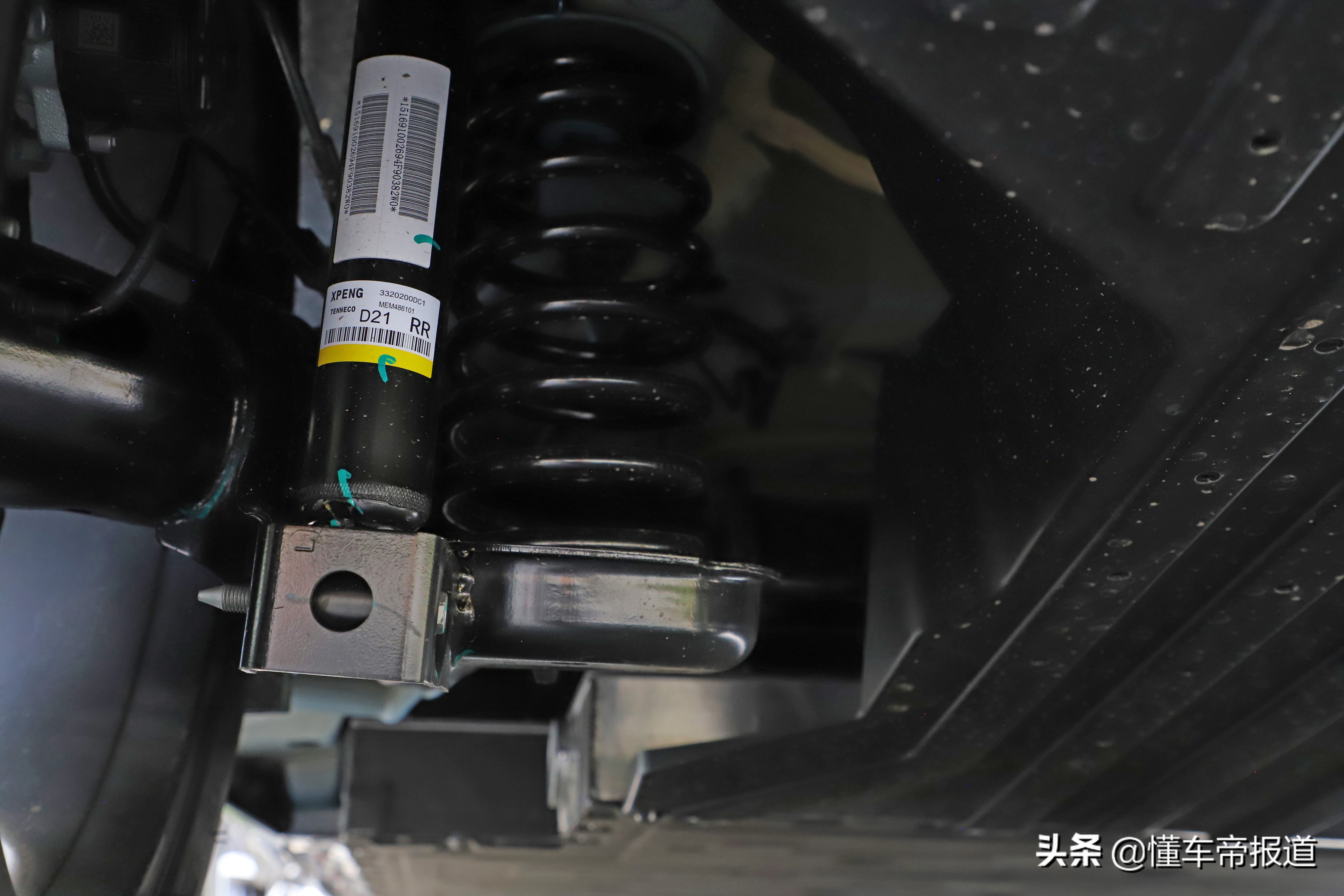 新车｜底盘质感出色，外观内饰更显档次！试驾新款小鹏G3i
