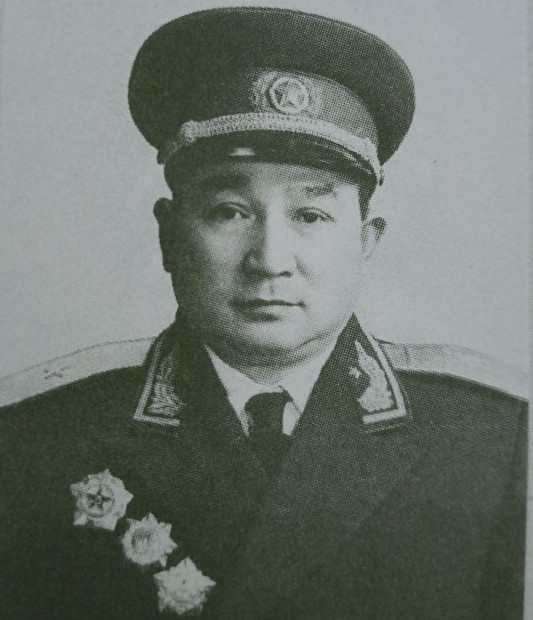 1955年南京军区后勤部授衔大校以上人员的级别、薪金与勋章