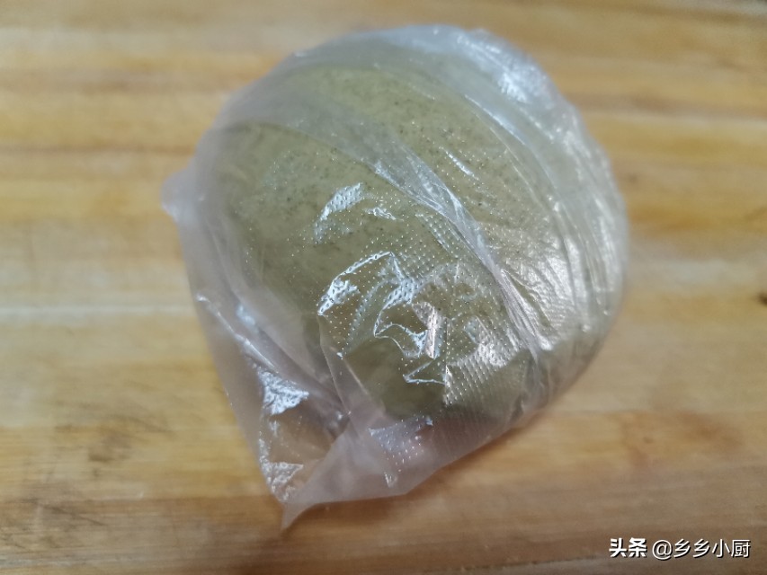 冬天吃这个正当时，芝麻叶绿豆糊涂杂面，一次吃两碗，拿肉都不换