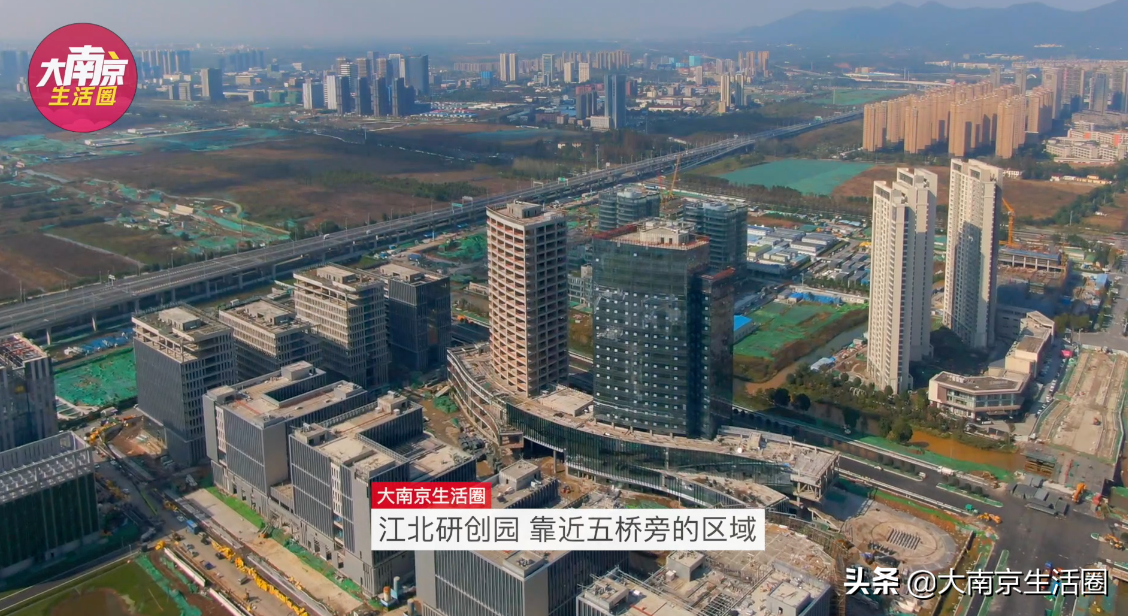 南京河西江北两大办公区，未来谁更强？