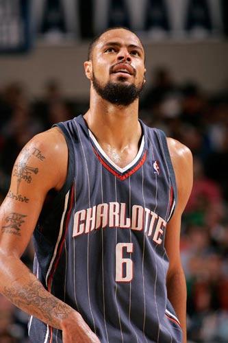 nba钱德勒为什么拳王（人物志-泰森钱德勒：流浪的老将，却是球队中最可靠的防守点）