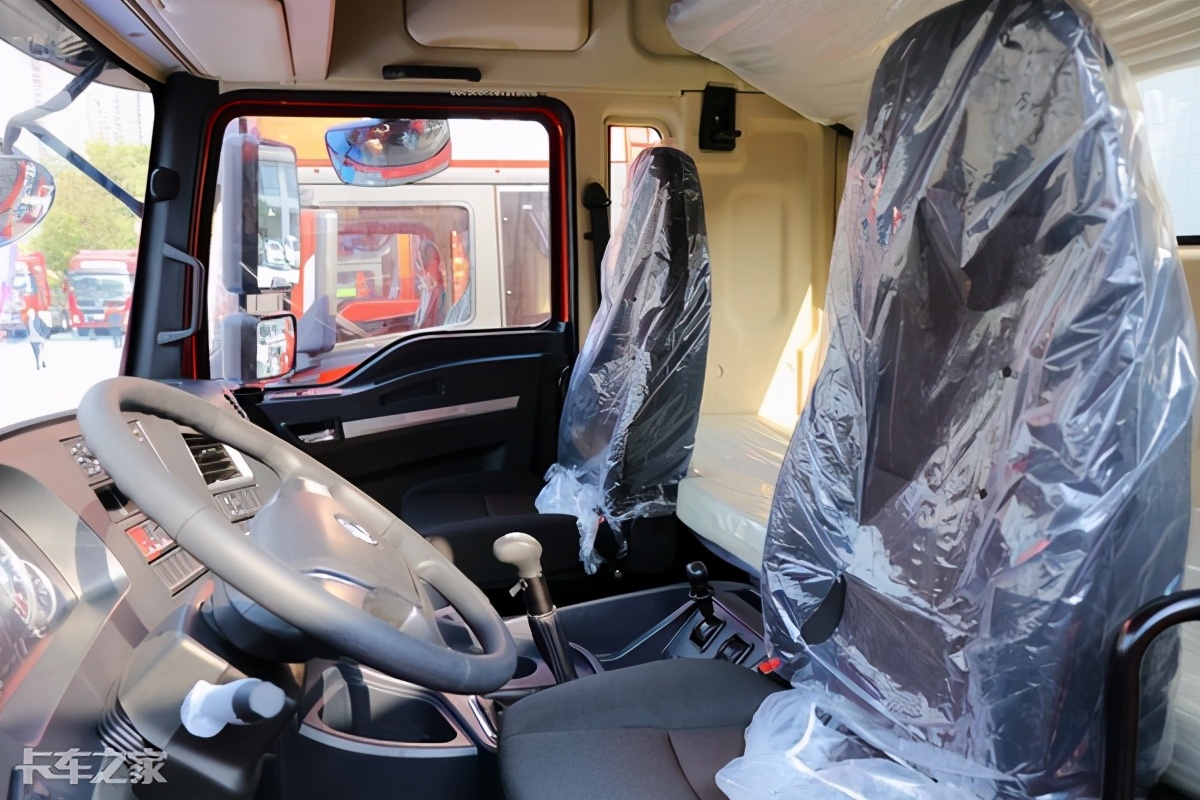 陕汽奥龙牵引车价格(430马力轻量化版) - 价格百科