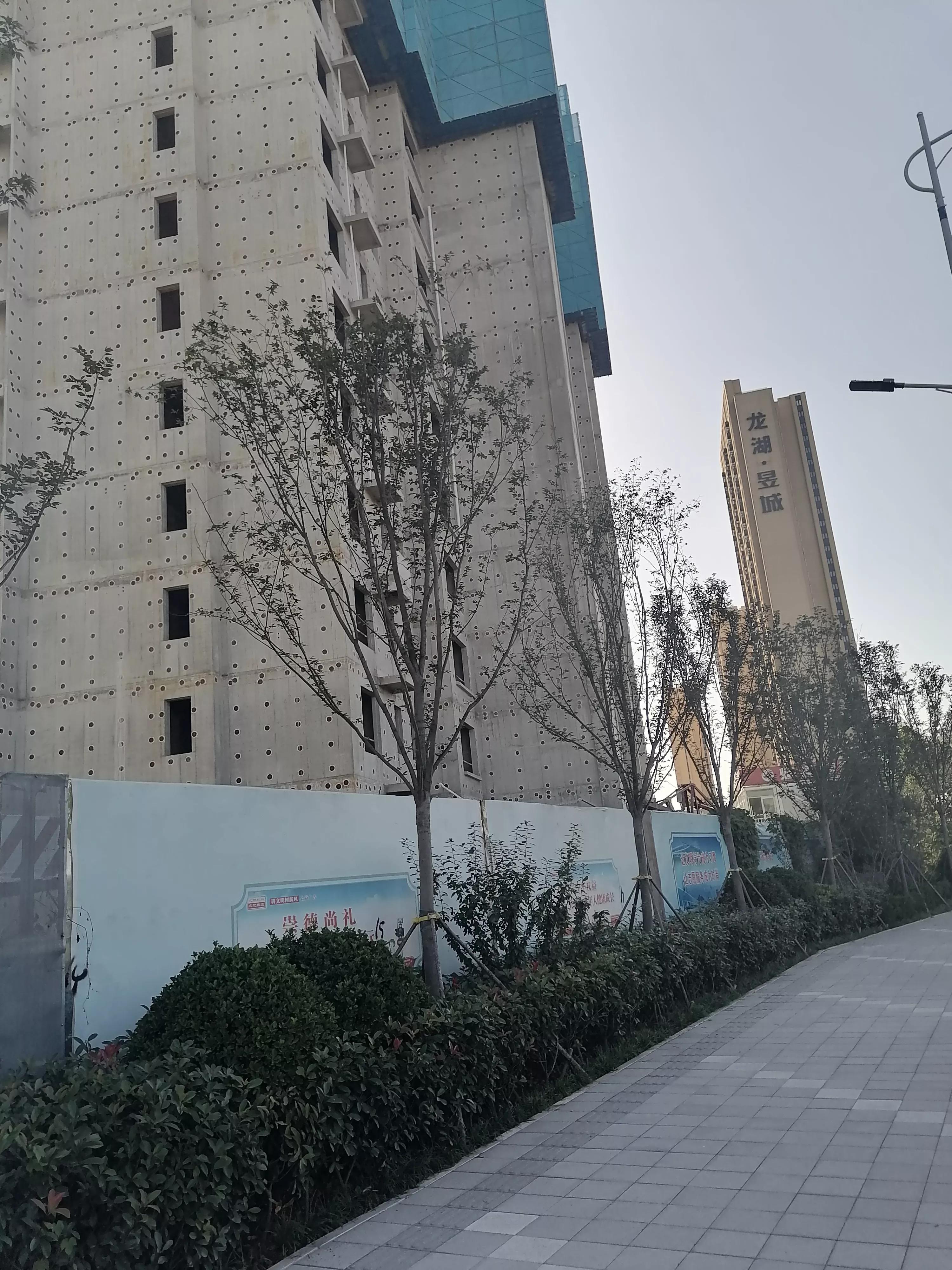 胶州现在适合买房吗？楼市还会下跌吗？
