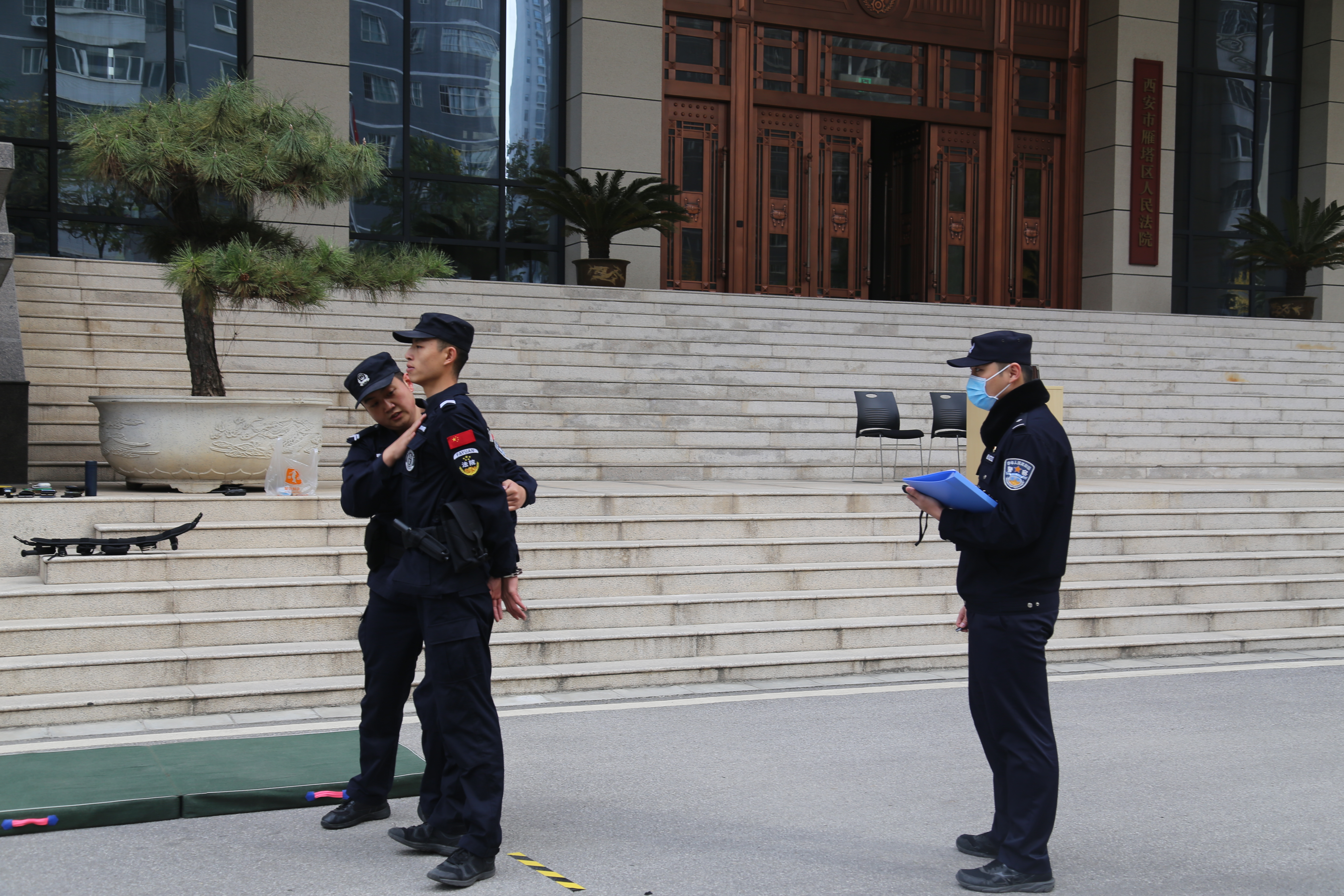 以战领训砺精兵 以训促战铸铁军——雁塔法院法警大队扎实开展实战化训练