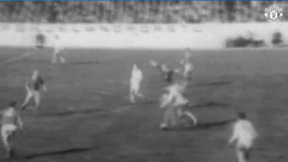 曼联vs利兹联的玫瑰德比（球天下-玫瑰德比-曼联与利兹联版权力的游戏（上）同源之争）